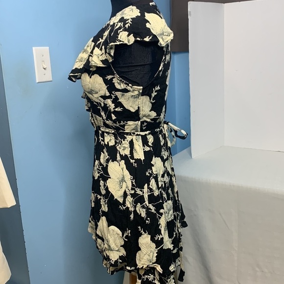 FREE PEOPLE FRENCH QUARTER MINI WRAP DRESS BLACK FLORAL PRINT | - Picture 5 of 11